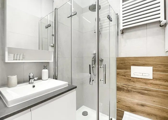 300 No.1 Centrum Apartamento