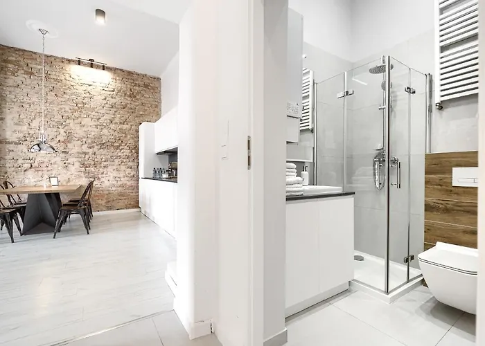 300 No.1 Centrum Apartamento *