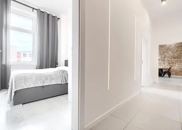 300 No.1 Centrum Apartamento *